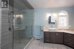 120 LIGHT COURT | Thunder Bay Ontario | Slide Image Twenty-one