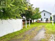 412 THIRD STREET W | Fort Frances Ontario | Slide Image Three