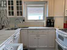 72 BROMPTON ROAD | Thunder Bay Ontario | Slide Image Ten