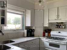 72 BROMPTON ROAD | Thunder Bay Ontario | Slide Image Eleven