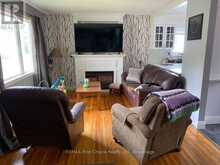 72 BROMPTON ROAD | Thunder Bay Ontario | Slide Image Four