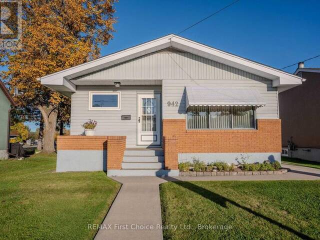 942 CROWE AVENUE Fort Frances Ontario, P9A 2L9 - 3 Bedrooms Home For Sale