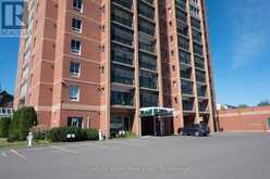 1402 - 590 BEVERLY STREET | Thunder Bay Ontario | Slide Image Two