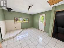 5 STEELE AVENUE | Thunder Bay Ontario | Slide Image Twelve
