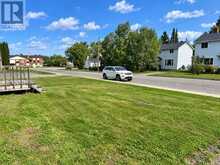 5 STEELE AVENUE | Thunder Bay Ontario | Slide Image Twenty-seven