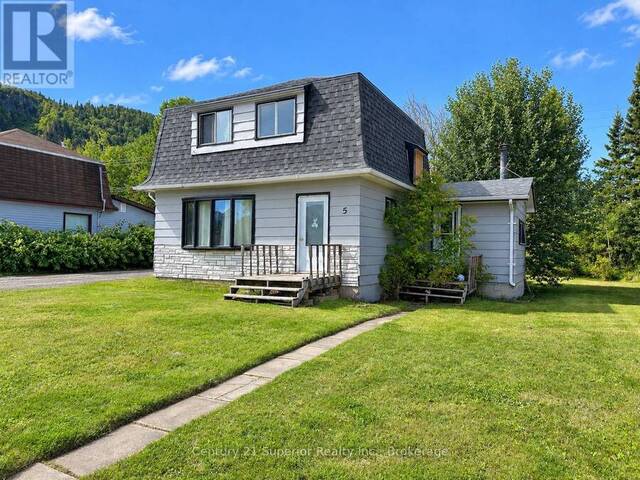 5 STEELE AVENUE Thunder Bay Ontario, P0T 2P0 - 3 Bedrooms Home For Sale