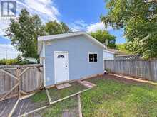 447 RITA STREET | Thunder Bay Ontario | Slide Image Seventeen