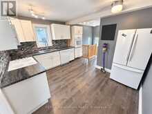 447 RITA STREET | Thunder Bay Ontario | Slide Image Four