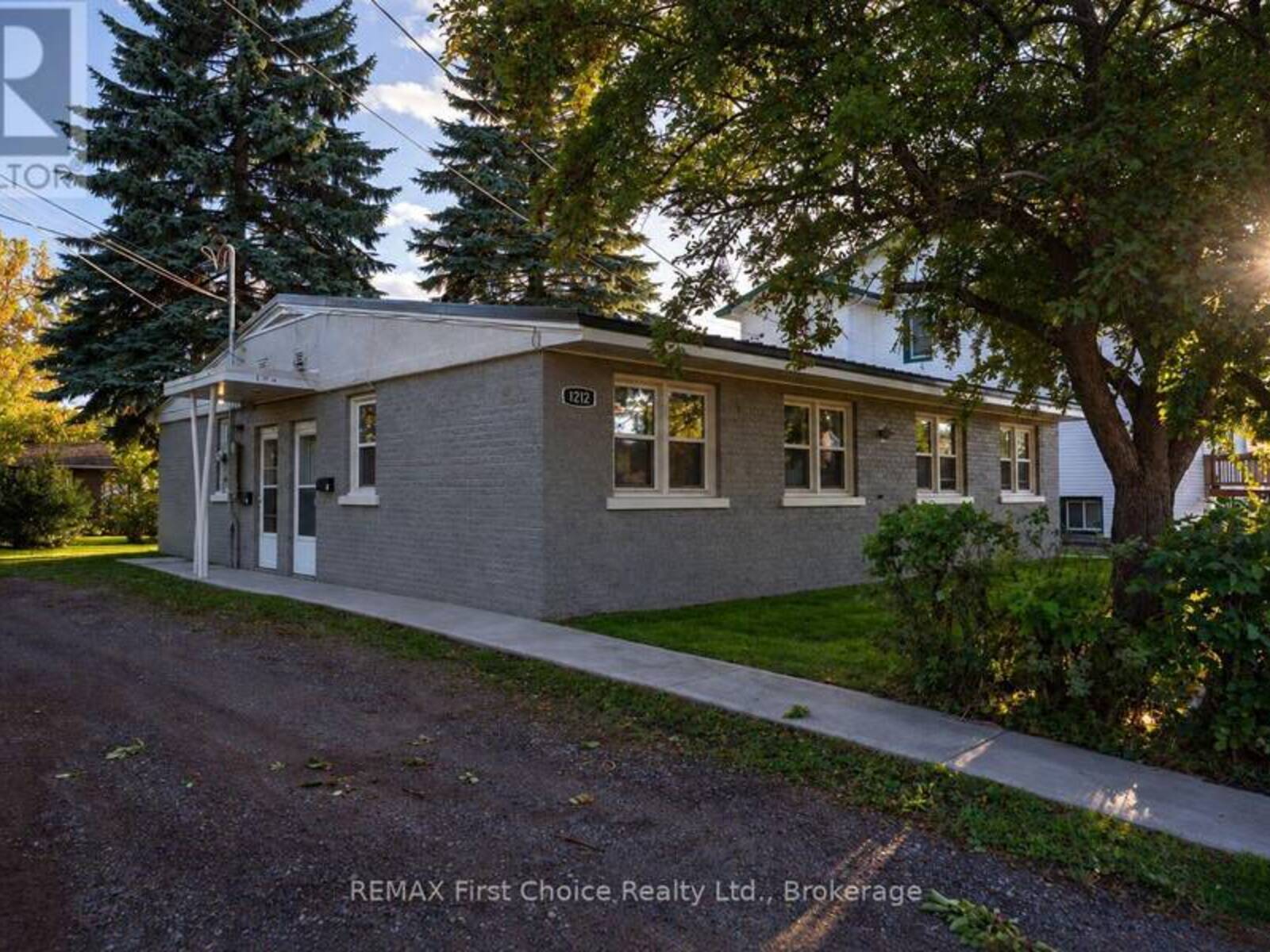 1212 WALSH STREET E, Thunder Bay, Ontario P7E 4V4