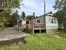 7 SARAWAK DRIVE | Thunder Bay Ontario | Slide Image Two