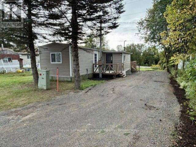 7 SARAWAK DRIVE Thunder Bay Ontario, P7A 0T1 - 2 Bedrooms Home For Sale