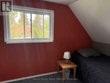 4547 OLIVER RD | Thunder Bay Ontario | Slide Image Ten