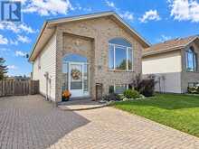167 LYNX CRESCENT | Thunder Bay Ontario | Slide Image One