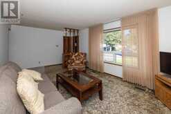 121 LOYOLA PLACE | Thunder Bay Ontario | Slide Image Eight