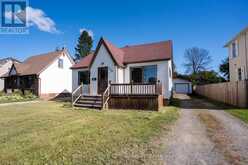 738 MORTIMER AVENUE E | Thunder Bay Ontario | Slide Image Two