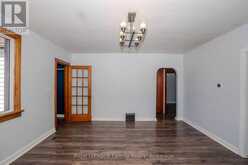 738 MORTIMER AVENUE E | Thunder Bay Ontario | Slide Image Five
