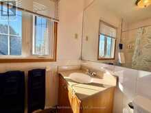 913 BANTA BOULEVARD | Fort Frances Ontario | Slide Image Sixteen
