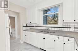 120 HIGH STREET | Thunder Bay Ontario | Slide Image Thirteen
