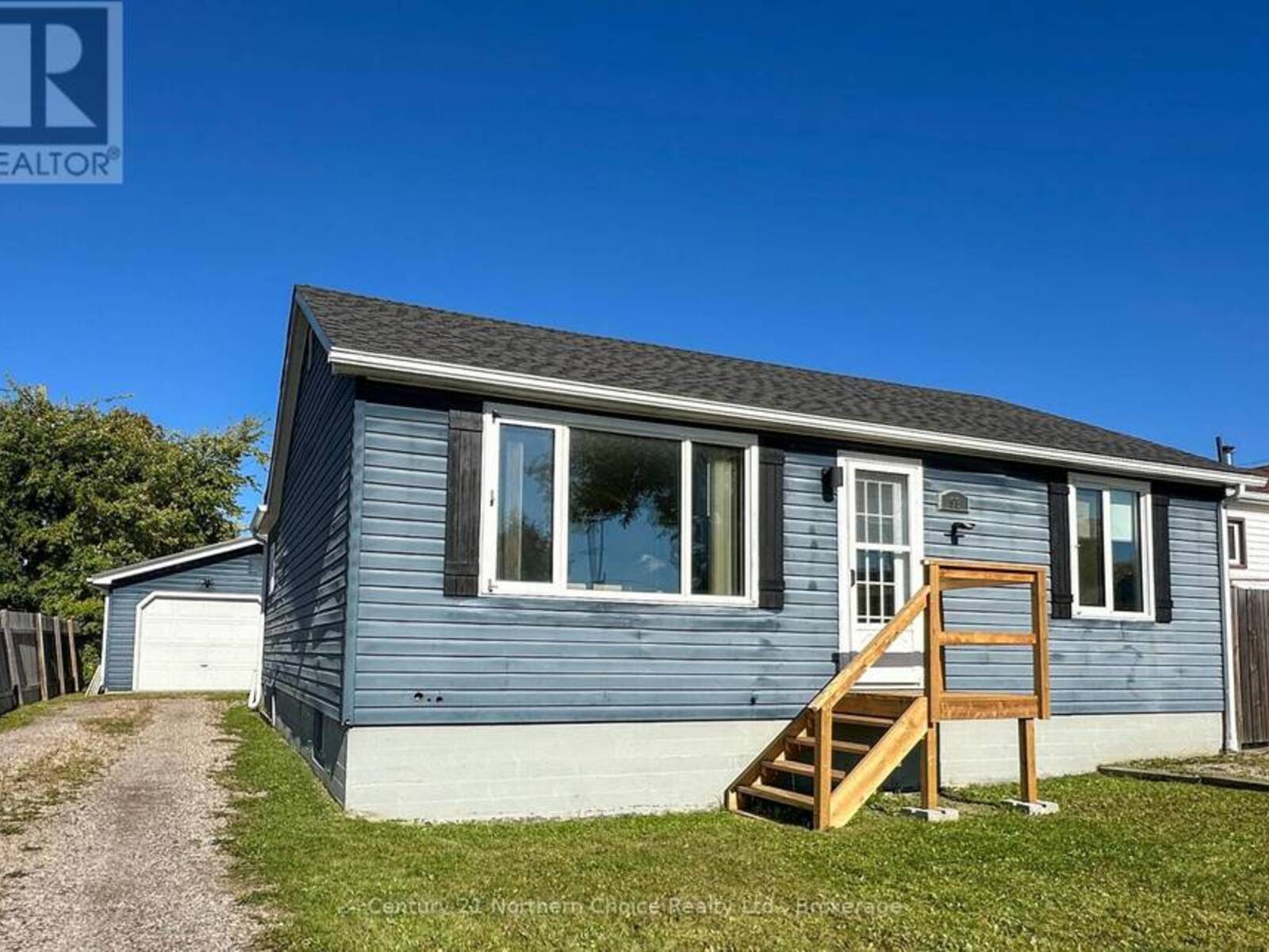 93 DICKENSON ROAD, Kenora, Ontario P0V 1C0