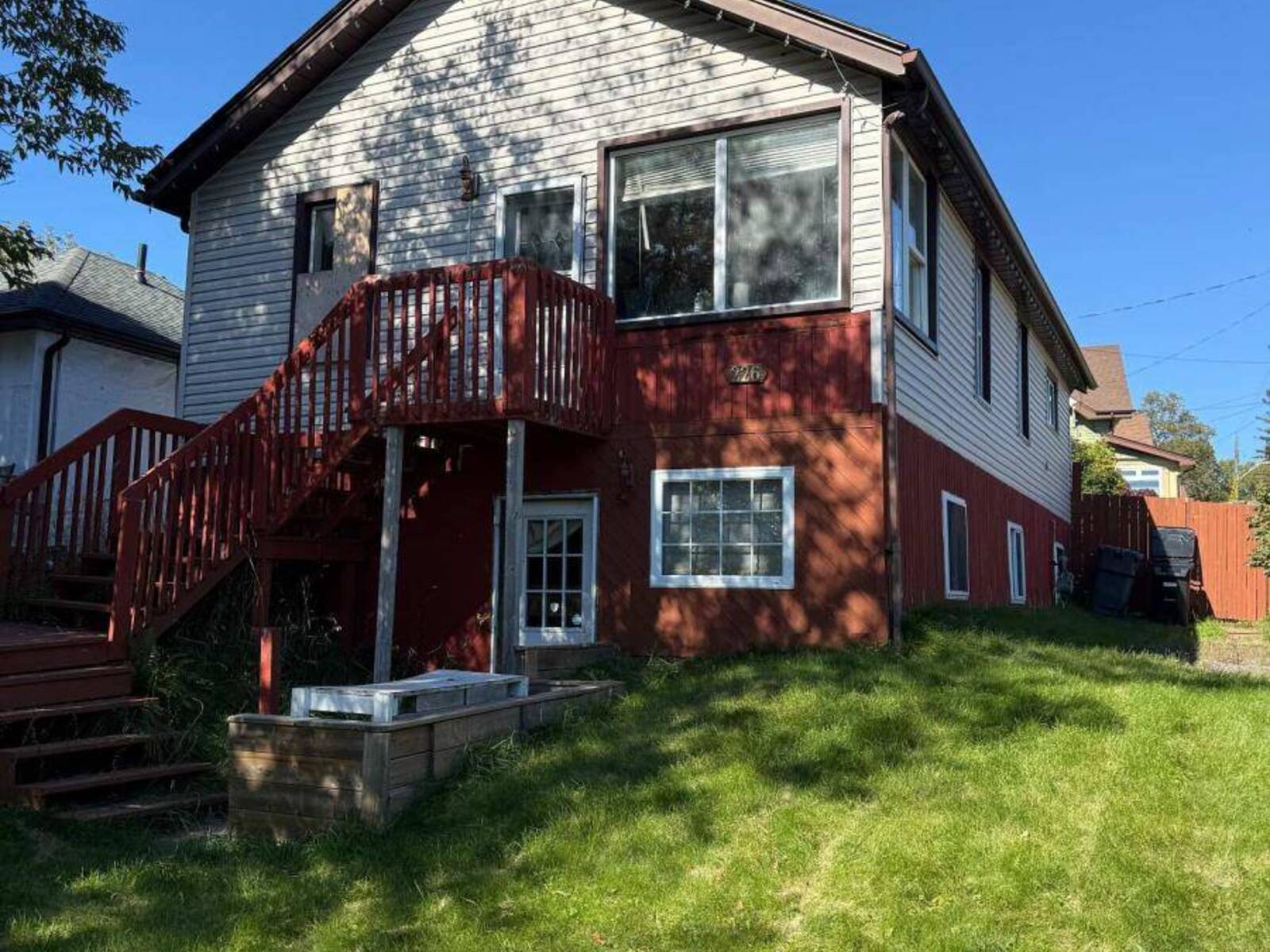 226 ALGOMA STREET N, Thunder Bay, Ontario P7A 5A2