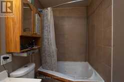 467 JAMES STREET N | Thunder Bay Ontario | Slide Image Eleven