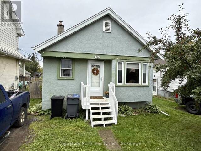 1712 SILLS STREET Thunder Bay Ontario, P7E 5S6 - 3 Bedrooms Home For Sale