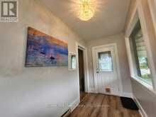 380 QUEEN STREET | Thunder Bay Ontario | Slide Image Five