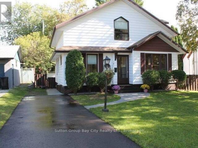 131 RUPERT STREET Thunder Bay Ontario, P7B 3W8 - 3 Bedrooms Home For Sale