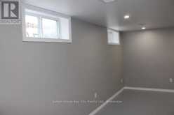 131 RUPERT STREET | Thunder Bay Ontario | Slide Image Nine