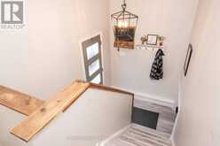 550 LANARK CRESCENT | Thunder Bay Ontario | Slide Image Nine