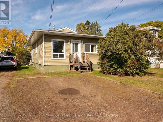 424 MERRILL STREET Thunder Bay Ontario, P7A 1E8 - 1 Bedroom Home For Sale