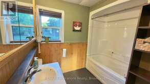503 HIGH STREET S | Thunder Bay Ontario | Slide Image Nine