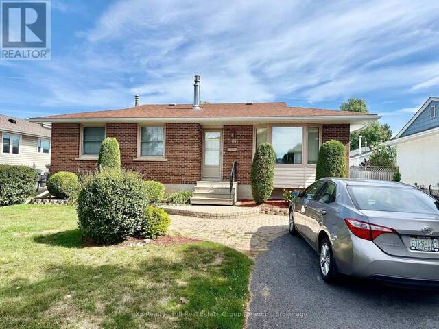 508 CAMBRIAN CRESCENT Thunder Bay Ontario, P7C 5B9 - 3 Bedrooms Home For Sale