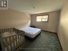344 CORNWALL AVENUE | Thunder Bay Ontario | Slide Image Twelve
