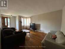 344 CORNWALL AVENUE | Thunder Bay Ontario | Slide Image Eight