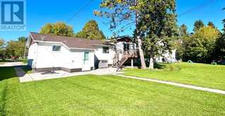 1021 THIRD STREET E | Fort Frances Ontario | Slide Image Twenty-one