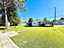 1021 THIRD STREET E | Fort Frances Ontario | Slide Image Five
