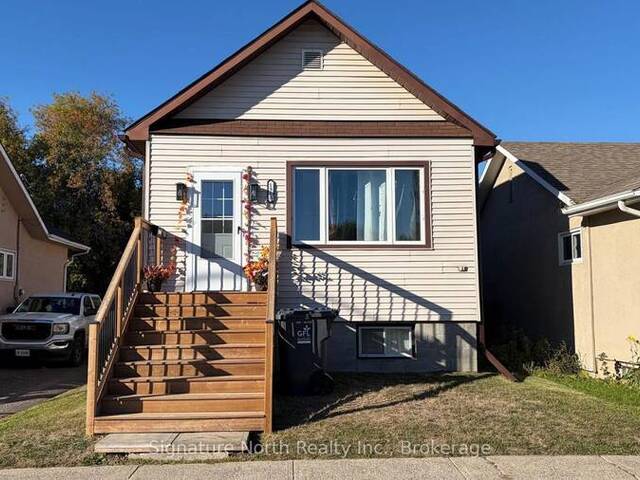 1313 GORE STREET W Thunder Bay Ontario, P7E 3T7 - 3 Bedrooms Home For Sale