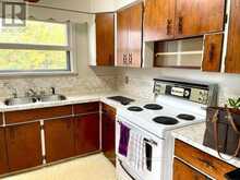 72 BURRISS STREET NW | Thunder Bay Ontario | Slide Image Ten