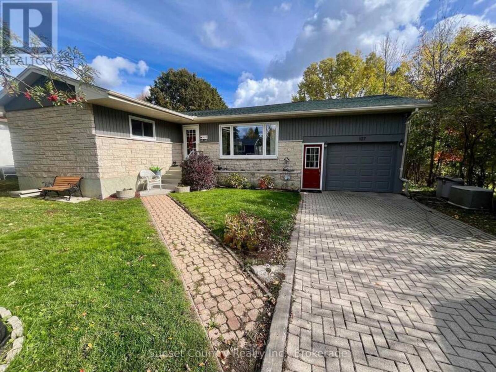107 MORISON AVENUE, Dryden, Ontario P8N 2K8