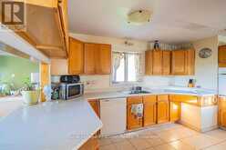 210 POWLEY STREET | Thunder Bay Ontario | Slide Image Twelve