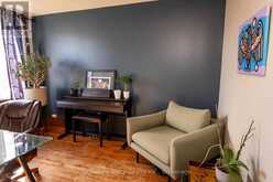 90 PETER STREET | Thunder Bay Ontario | Slide Image Eighteen