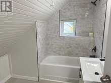 224 MCKELLAR STREET S | Thunder Bay Ontario | Slide Image Fifteen