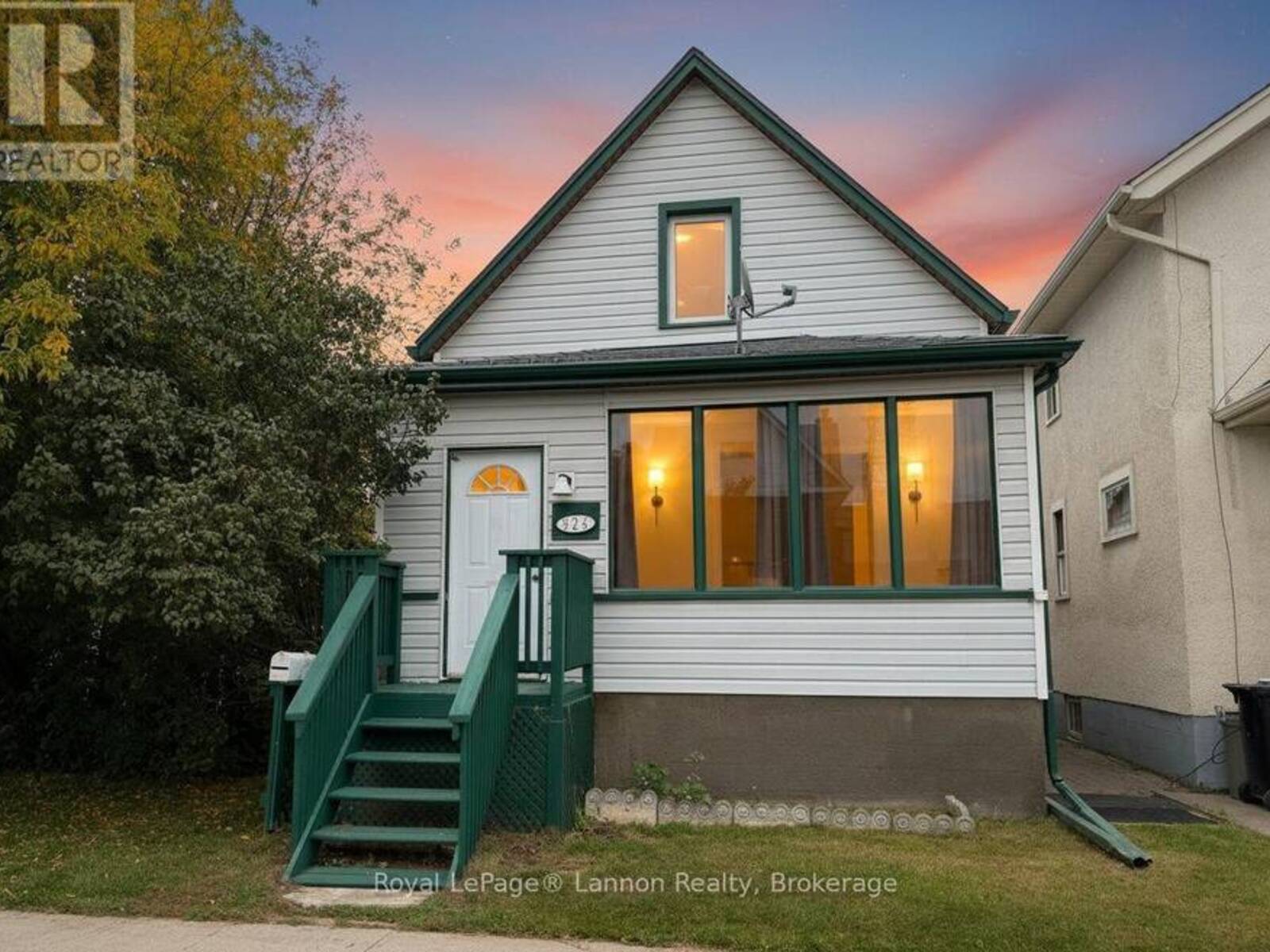 224 MCKELLAR STREET S, Thunder Bay, Ontario P7E 1H7