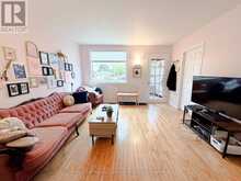 34 ANTONISEN AVENUE | Thunder Bay Ontario | Slide Image Three