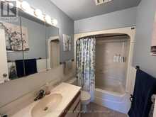 176 CRESCENT AVENUE | Thunder Bay Ontario | Slide Image Thirteen