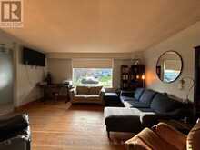 176 CRESCENT AVENUE | Thunder Bay Ontario | Slide Image Nine
