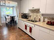 372 MARY STREET E | Thunder Bay Ontario | Slide Image Seven