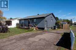 420 EDWARD STREET N | Thunder Bay Ontario | Slide Image Three