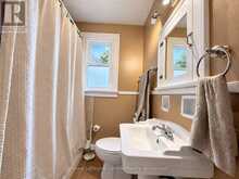 362 MCKELLAR STREET N | Thunder Bay Ontario | Slide Image Twenty